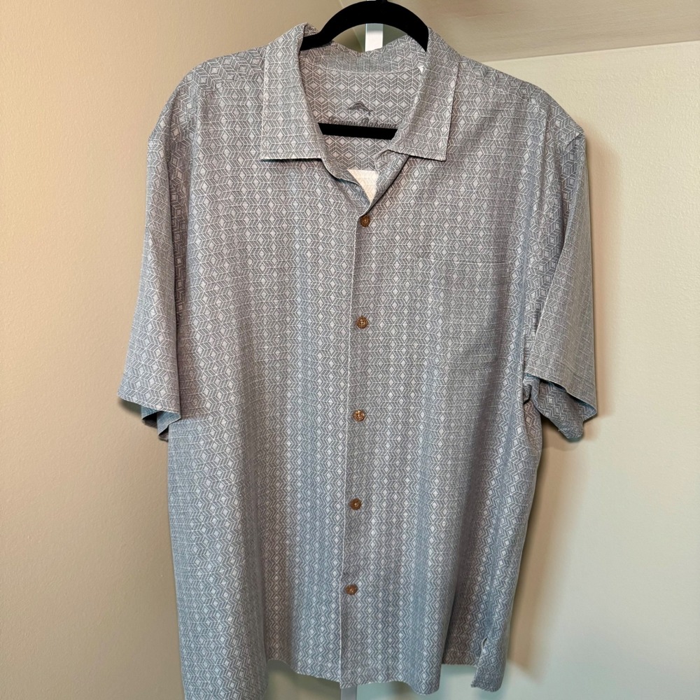Tommy Bahama Mens XL Silk Short Sleeve Button Down Shirt Grey Geometric Jacquard